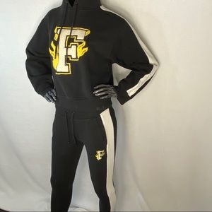 FENTY PUMA COLLECTION JOGGING SUIT